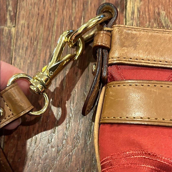 Ralph Lauren Red and Tan Crossbody Bag - Picture 11 of 11